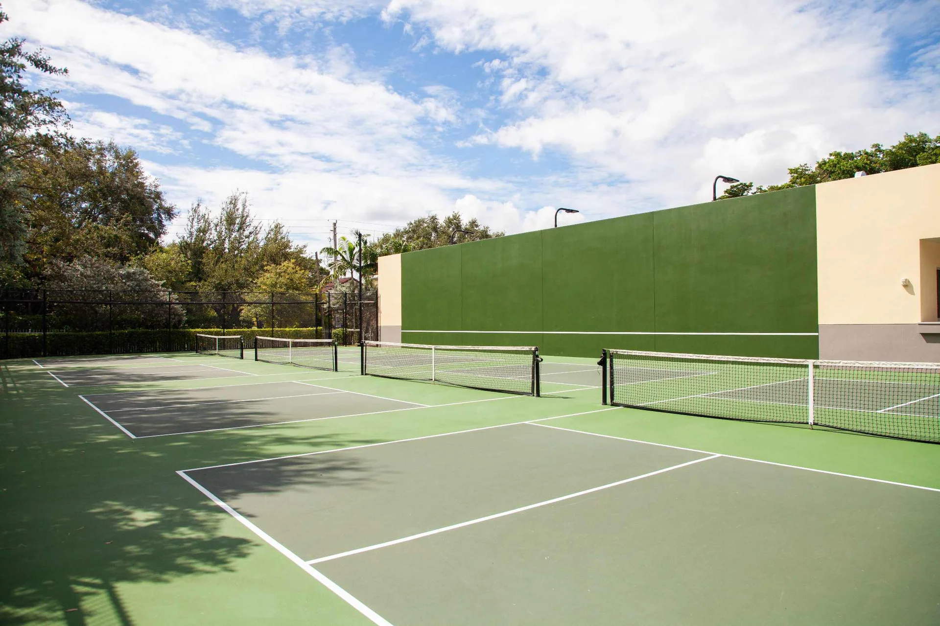 Riviera Tennis Center 5