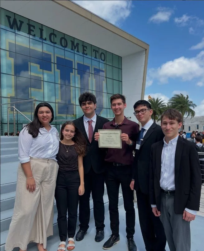 Model UN 