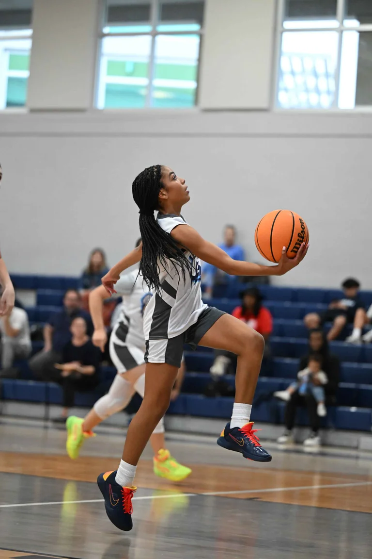 Basketball 
